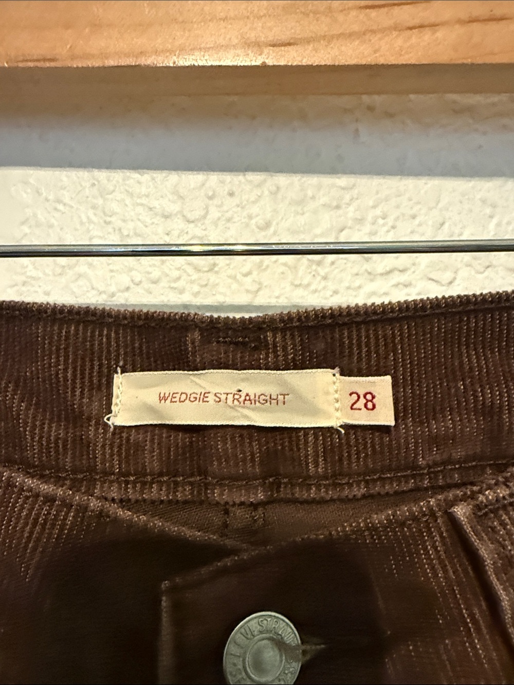 LEVI’S WEDGIE STRAIGHT FIT CORDUROY WOMEN'S PANTS 28 - Picture 7 of 10